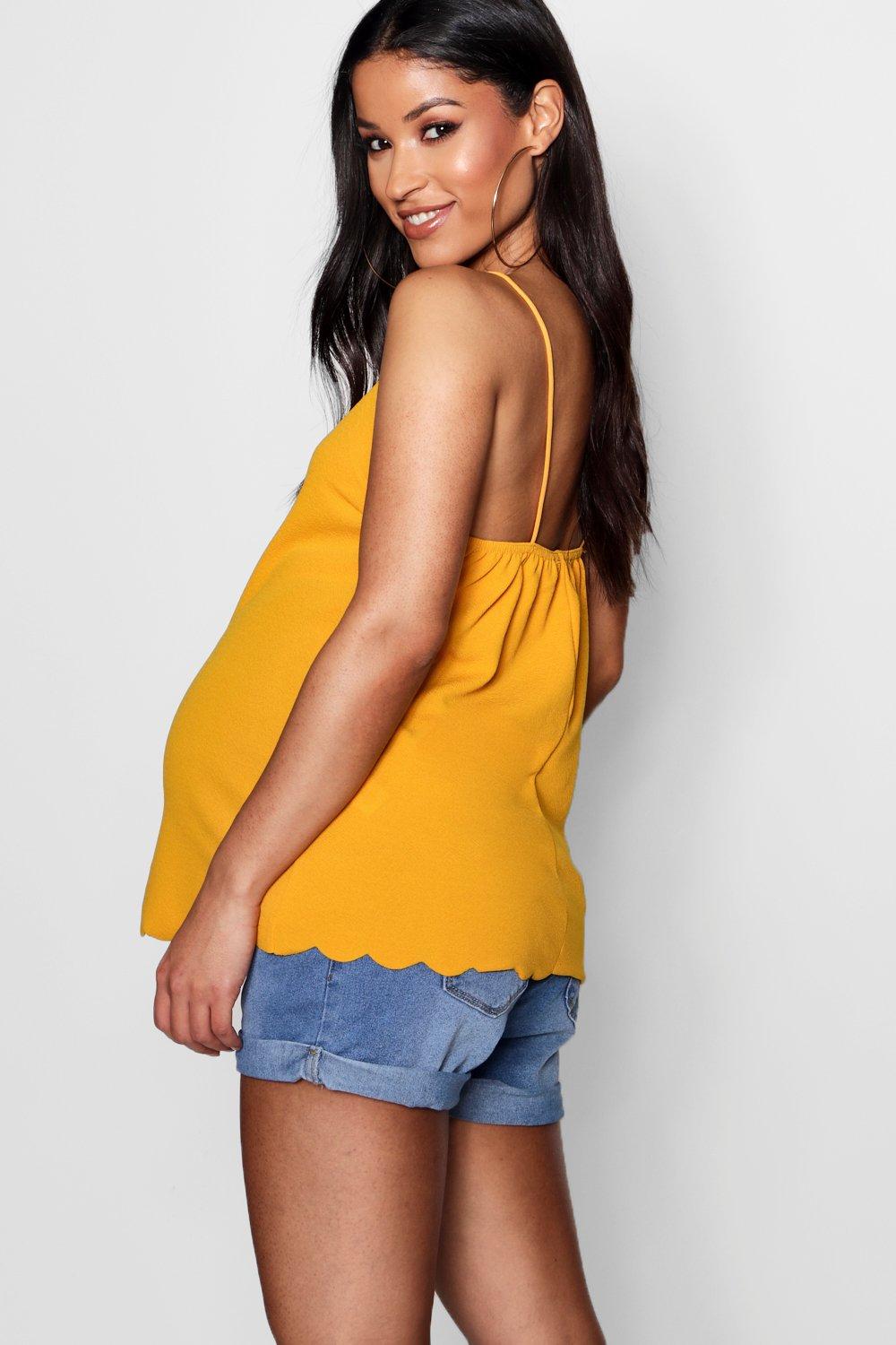 Boohoo sales maternity shorts